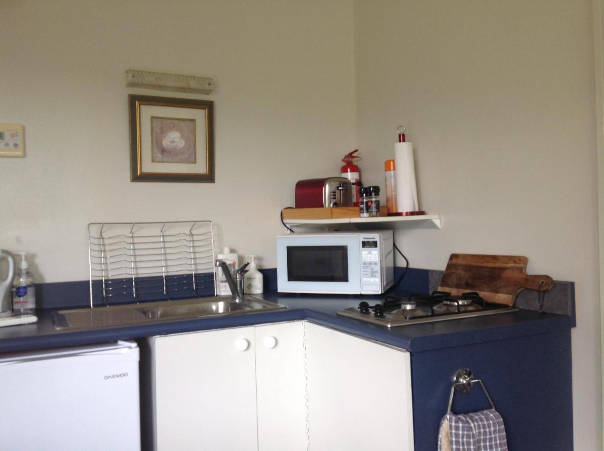 Aratahi Cottages Carterton エクステリア 写真