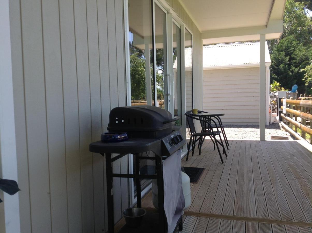Aratahi Cottages Carterton エクステリア 写真