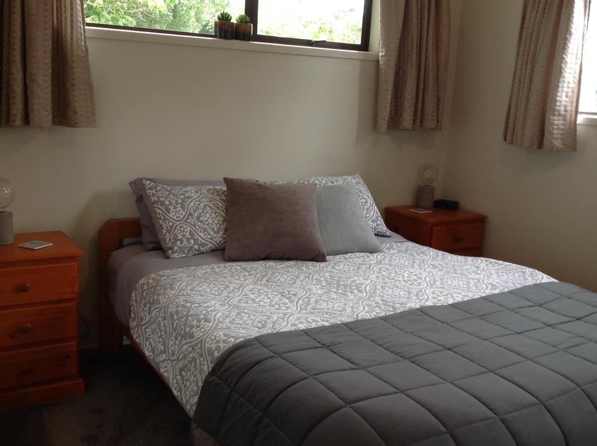 Aratahi Cottages Carterton エクステリア 写真